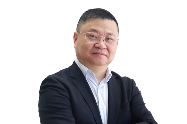 易事特何思模：祝大家新年快樂，萬事順意！