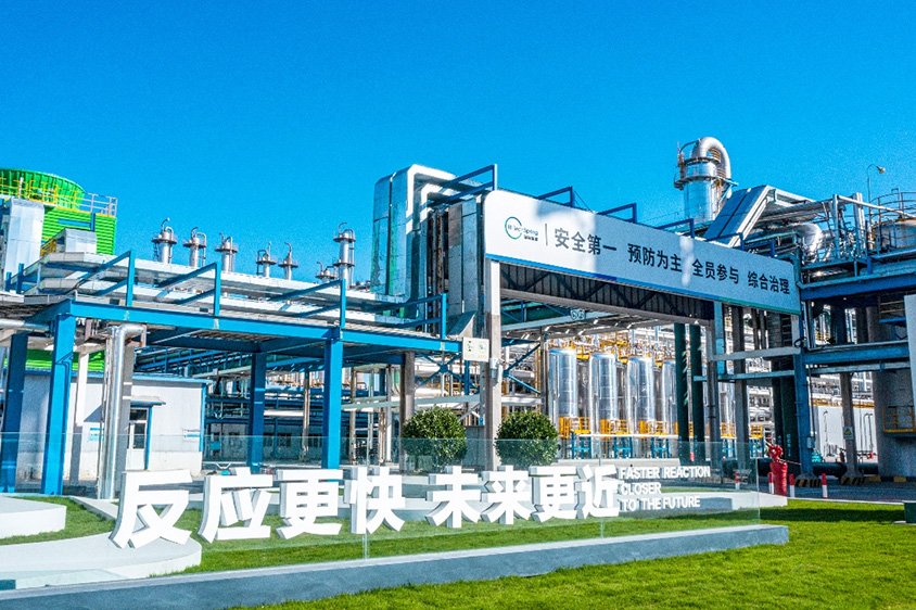 全球市占超40%電解液溶劑龍頭！?？菩略磳⒘料郈IBF 2025