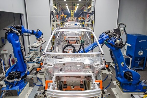 美發(fā)布提高部分對華301關稅最終措施 商務部回應