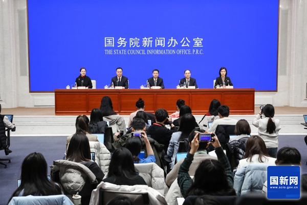 國家統(tǒng)計局:我國新能源產(chǎn)業(yè)企業(yè)法人單位1.17萬個 占12.2%