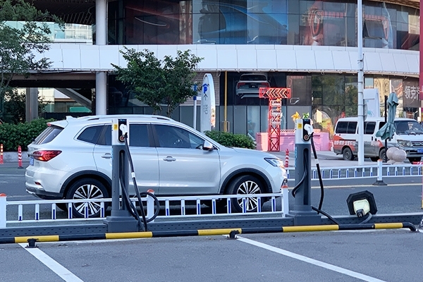 四川:力爭(zhēng)2027年汽車后市場(chǎng)規(guī)模達(dá)7000億元