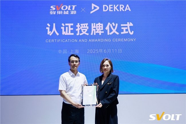 熱復(fù)合短刀備受青睞，蜂巢能源SNEC展再度斬獲2.1GWh儲(chǔ)能訂單！