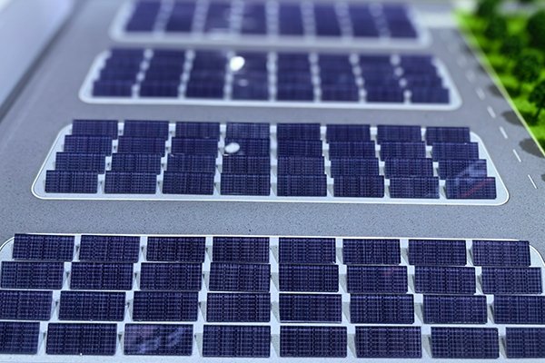 兩部門：完善價(jià)格機(jī)制促進(jìn)新能源發(fā)電就近消納