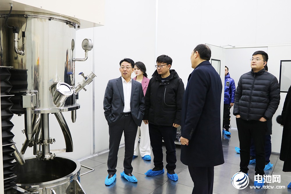 中國電池新能源產(chǎn)業(yè)鏈調(diào)研團(tuán)一行參觀考察華彩科技 中國電池新能源產(chǎn)業(yè)鏈調(diào)研團(tuán)一行參觀考察華彩科技
