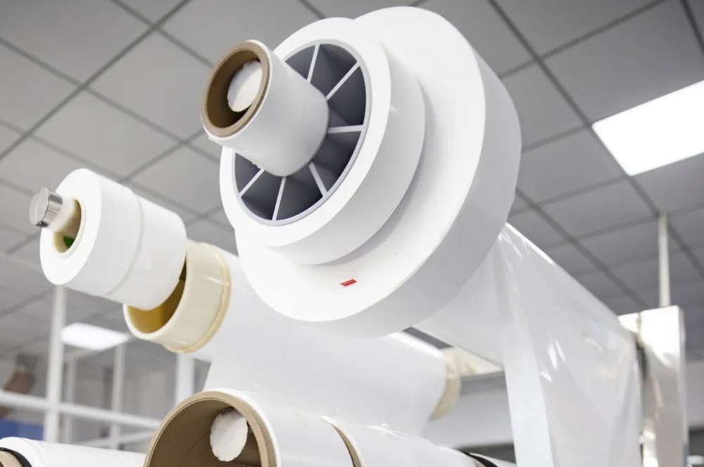 【隔膜周報】恩捷股份再獲鋰電池隔膜大單！東峰集團戰(zhàn)略聚焦新型材料等板塊