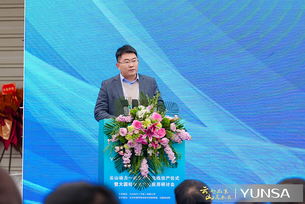 武漢逸飛激光股份有限公司董秘曹衛(wèi)斌