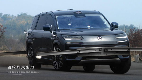 騰勢N9以180km/h魚鉤測試成績刷新世界紀錄