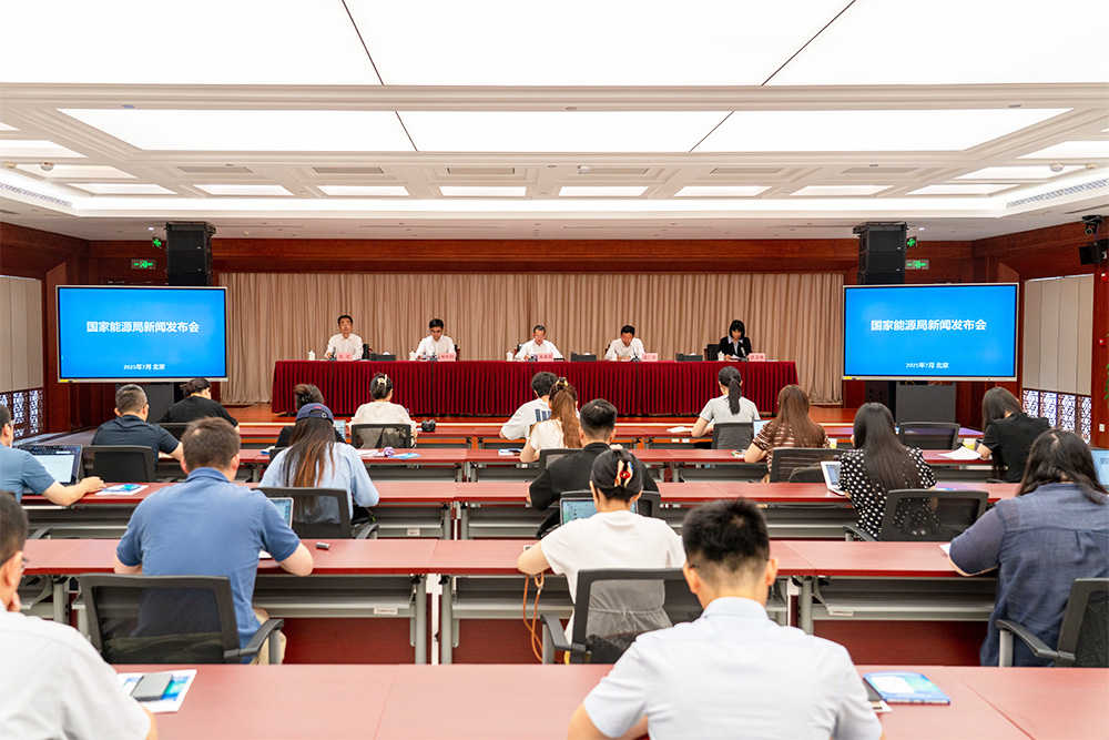 新型儲(chǔ)能技術(shù)路線百花齊放 我國裝機(jī)規(guī)模全球占比超40%