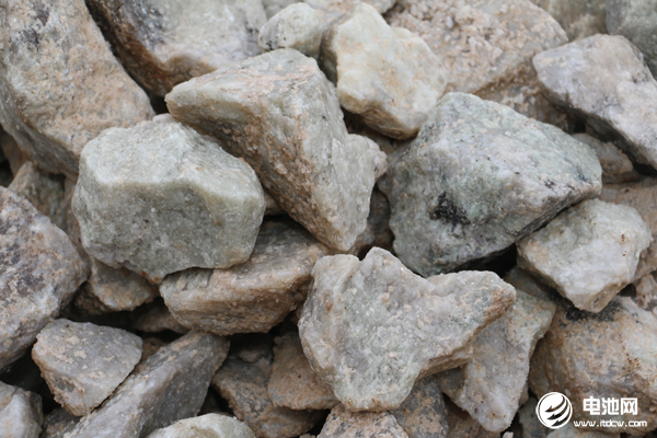 首次突破8萬(wàn)噸大關(guān)！7月國(guó)內(nèi)碳酸鋰總產(chǎn)量同比增加26%！