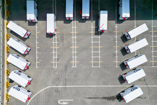 順豐一年內(nèi)三次加注！無(wú)人車(chē)公司白犀牛完成B+輪融資